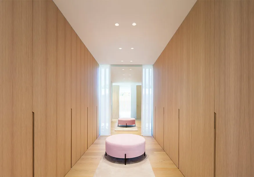 Ung Dung Phong Thay Do Vach Ngan Nhua